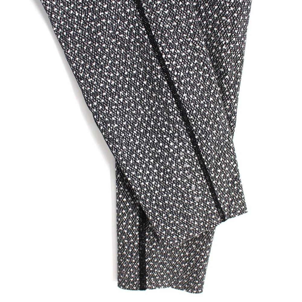 Lululemon Black White Speckled Pattern Cropped Legging Side Pockets size 4 Small - Picture 5 of 6